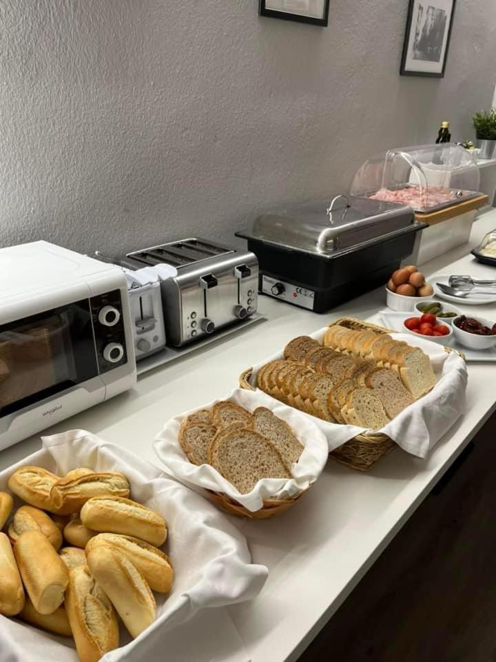 Park Hotel Residence كريما المظهر الخارجي الصورة