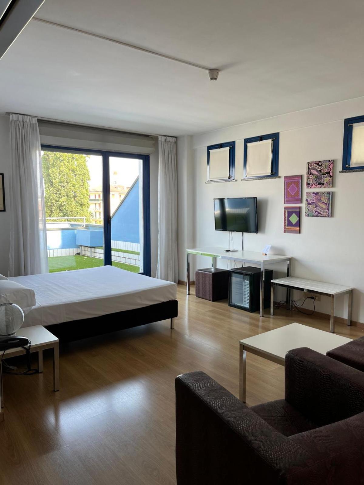 Park Hotel Residence كريما المظهر الخارجي الصورة