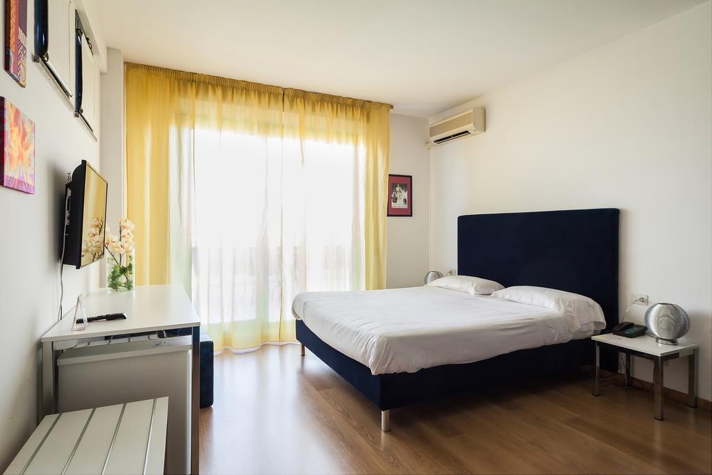 Park Hotel Residence كريما المظهر الخارجي الصورة